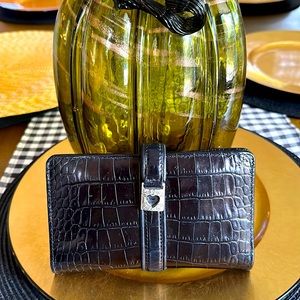 Brighton wallet 💟